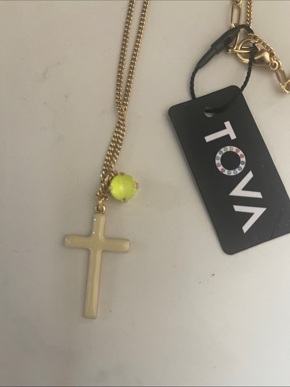 Tova Gold Chain Necklace with bright yellow green crystal with yellow cross - Picture 2 of 5